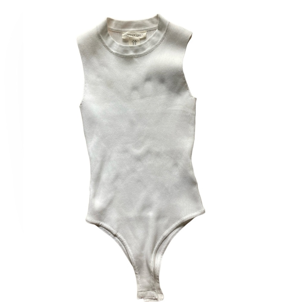 Happily Grey Size Med White Crew Neck Bodysuit Sleeveless EUC